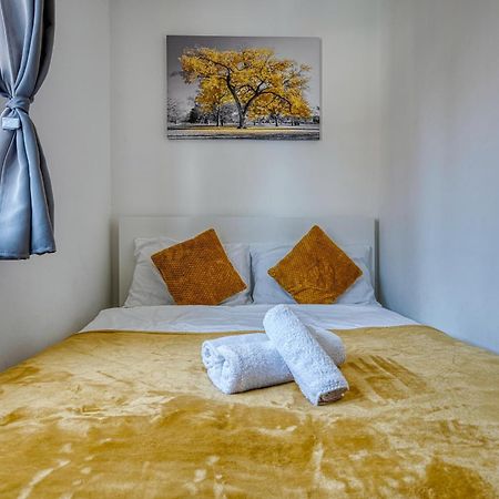 Nec Exhibitor Home, Stay Near Birmingham Airport Zewnętrze zdjęcie