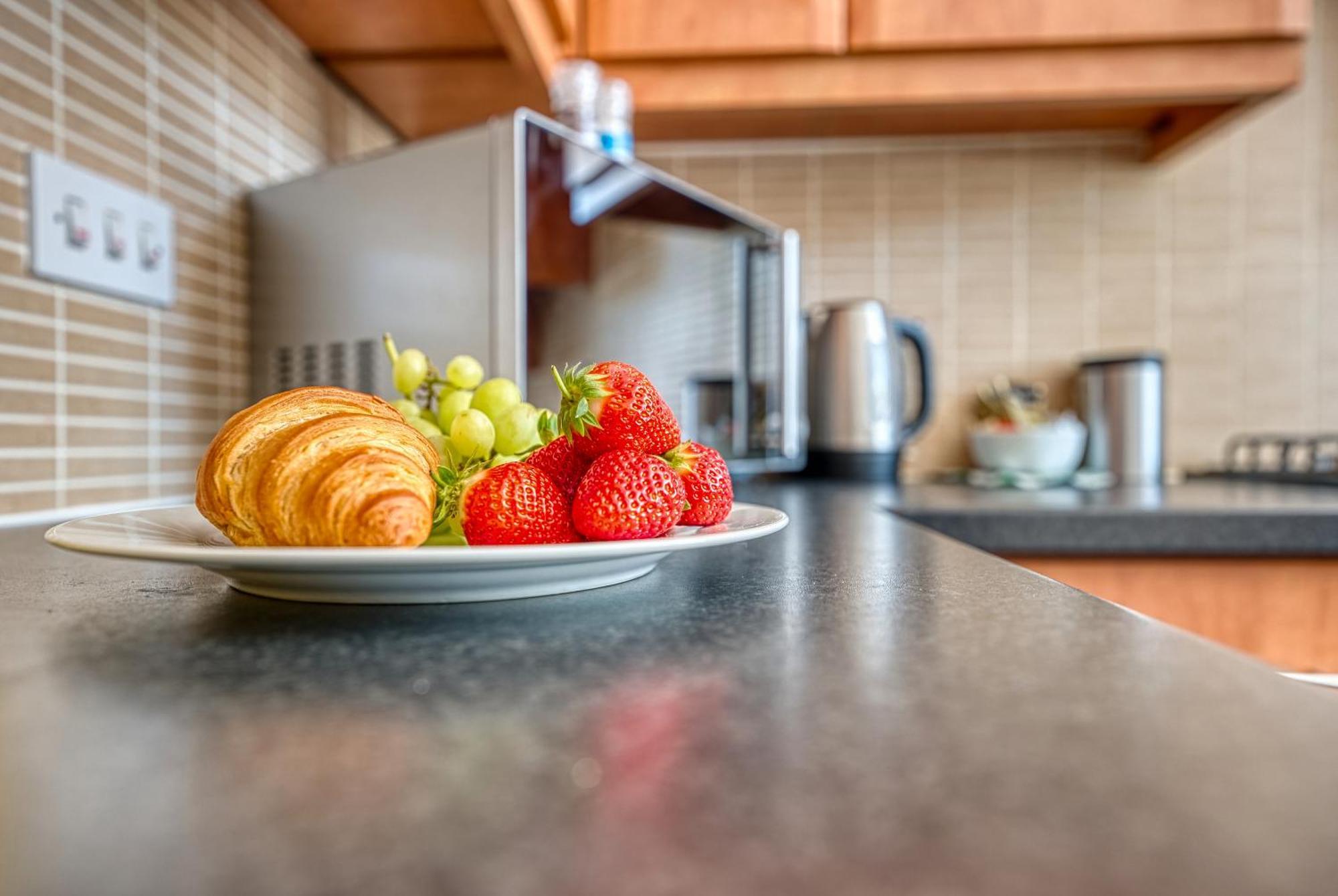 Nec Exhibitor Home, Stay Near Birmingham Airport Zewnętrze zdjęcie